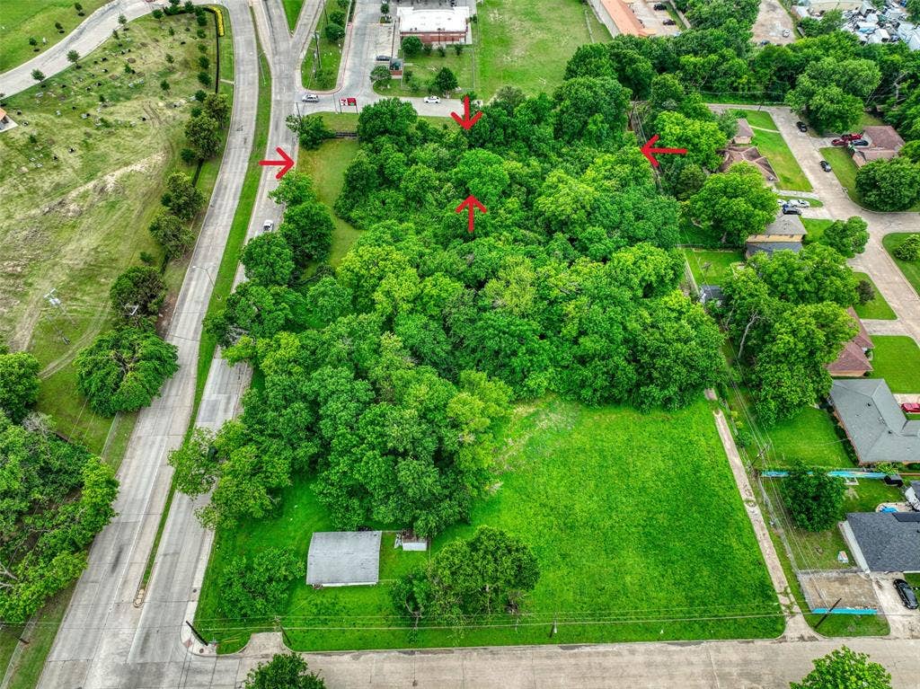 225 E Laureland Road, Dallas, TX 75241 225 E Laureland Road, Dallas, TX 75241