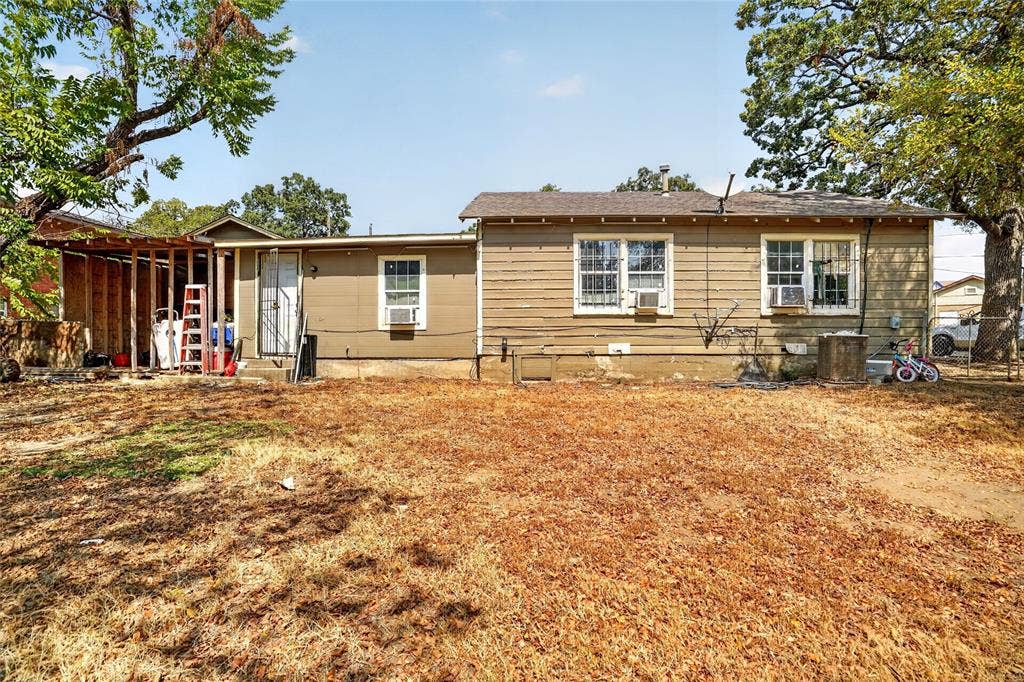 5800 Dallas Avenue, Fort Worth, TX 76112 Additional content