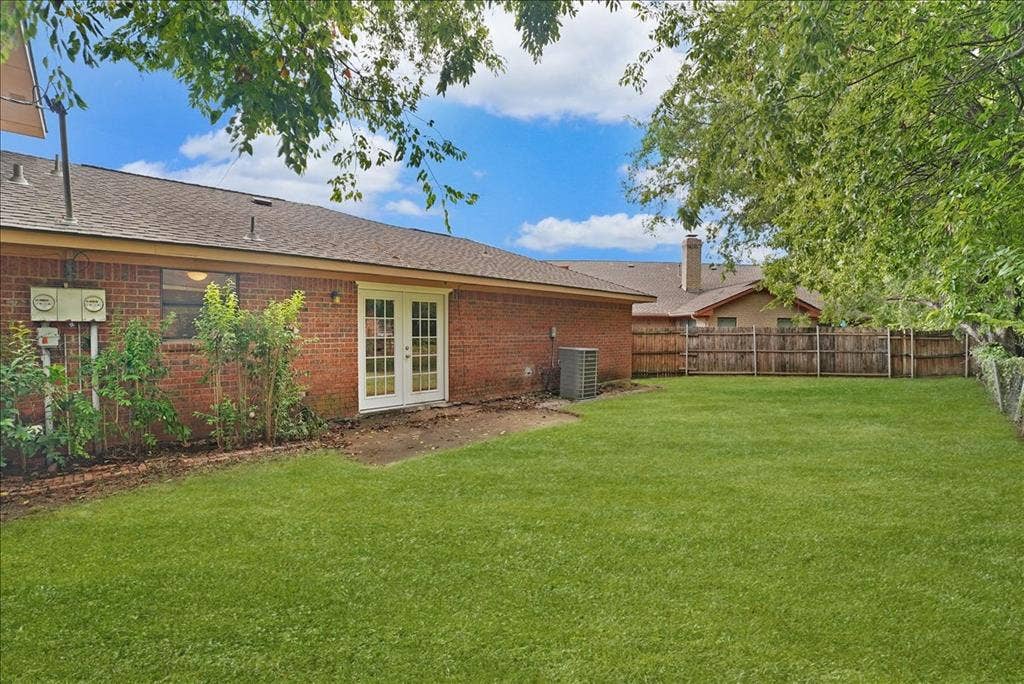 1408/1410 White Way, McKinney, TX 75069 1408/1410 White Way, McKinney, TX 75069