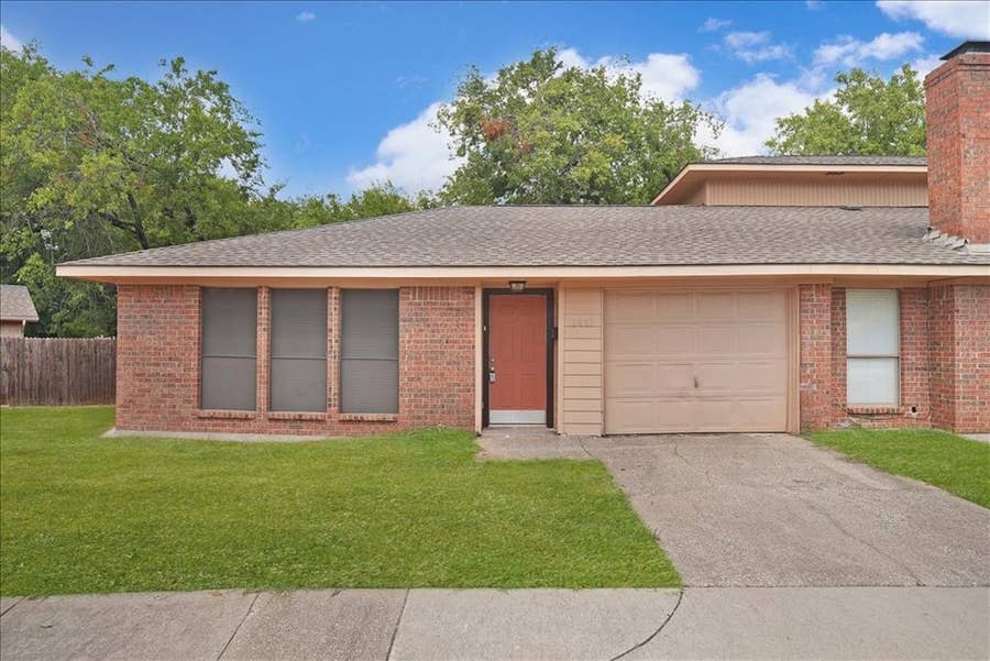 Property photo for 1408/1410 White Way, McKinney, TX