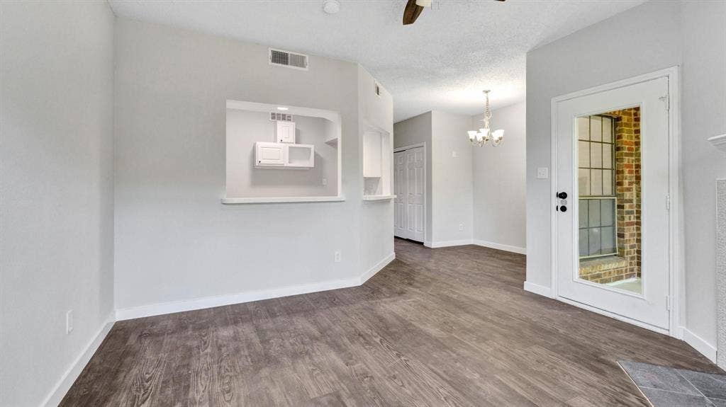 9601 Forest Lane, #1113, Dallas, TX 75243 9601 Forest Lane, #1113, Dallas, TX 75243