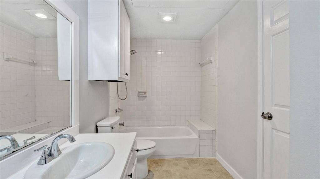 9601 Forest Lane, #1113, Dallas, TX 75243 9601 Forest Lane, #1113, Dallas, TX 75243