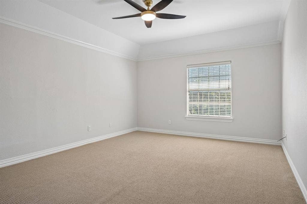 3848 W Pioneer Drive, Irving, TX 75061