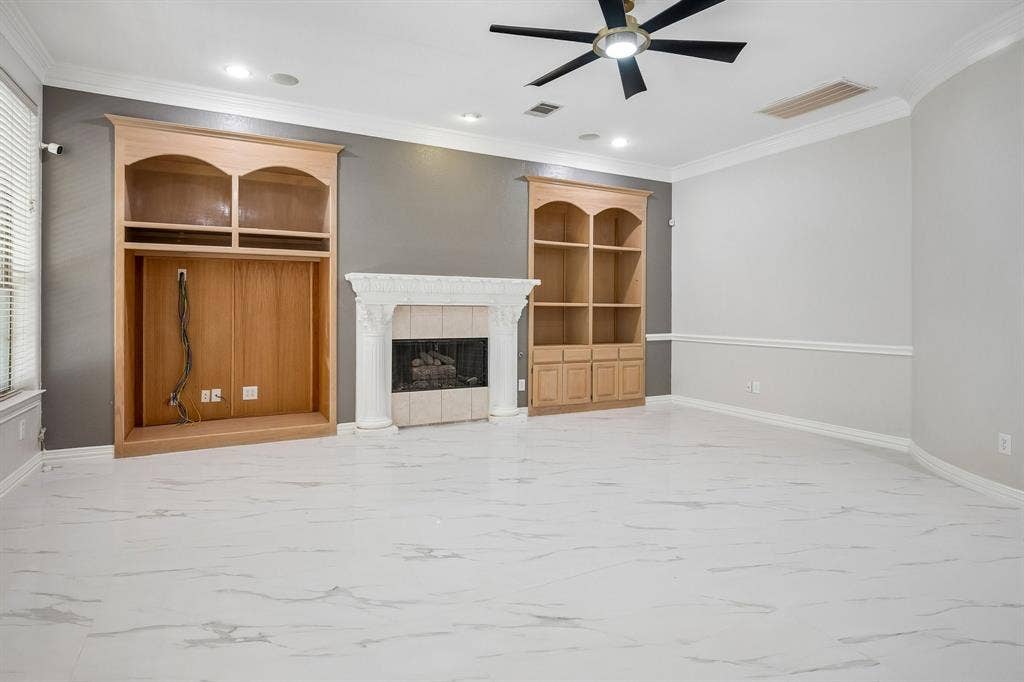 3848 W Pioneer Drive, Irving, TX 75061