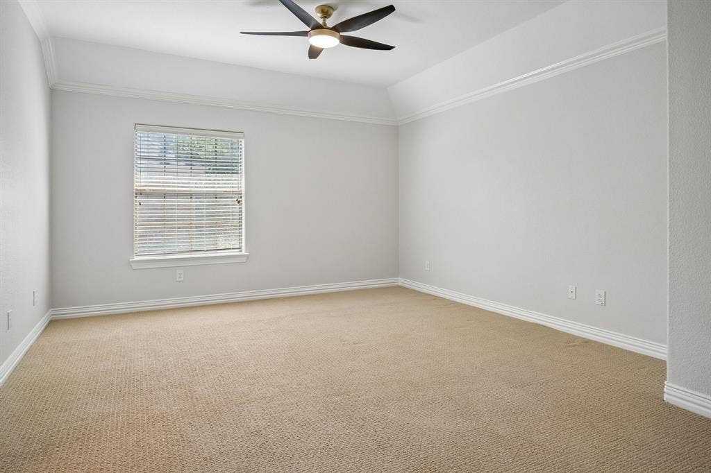 3848 W Pioneer Drive, Irving, TX 75061