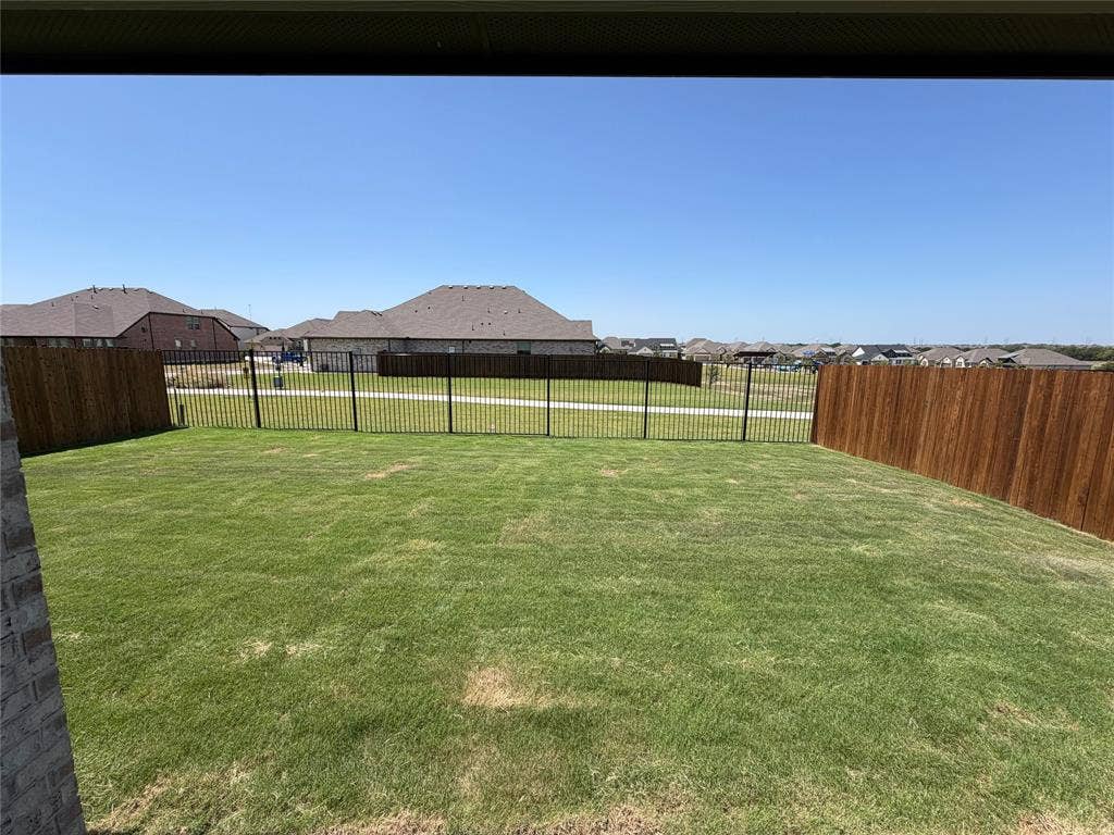 241 Bright Alcove Court, Lavon, TX 75166