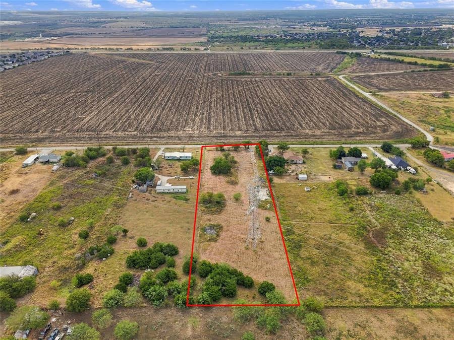 Property photo for 18525 County Road 620, Venus, TX