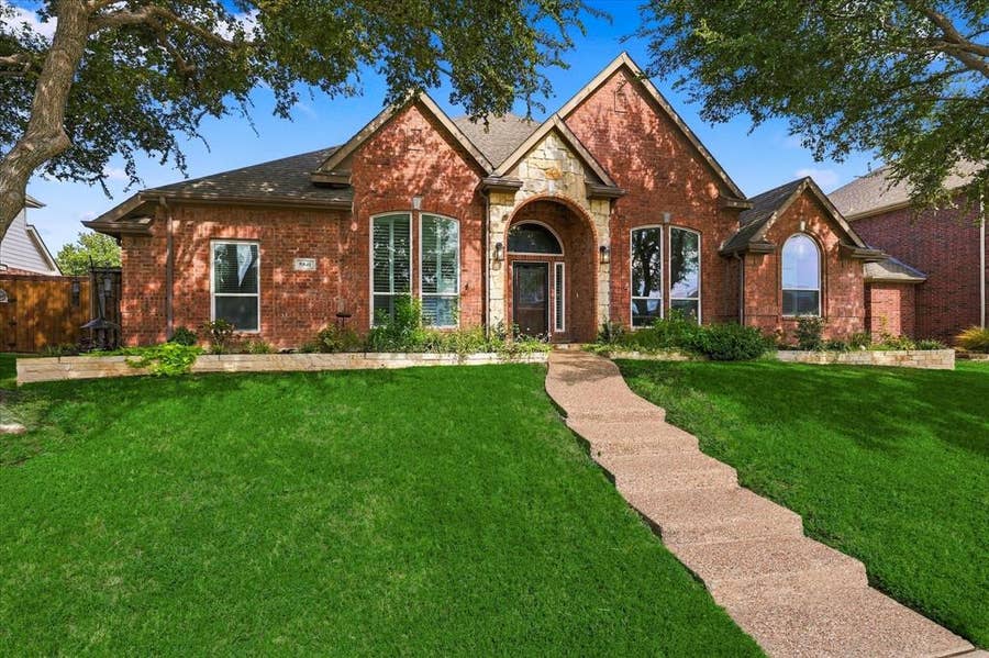 Property photo for 5840 Copper Canyon Drive, The Colony, TX