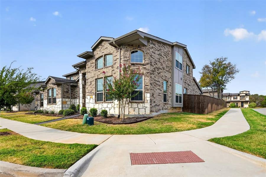 Property photo for 3434 Solana Circle, Denton, TX