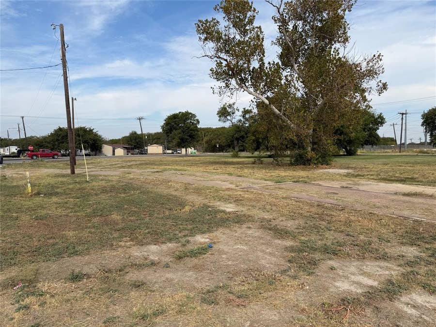 Property photo for TBD 1 W Franklin Street, Hillsboro, TX
