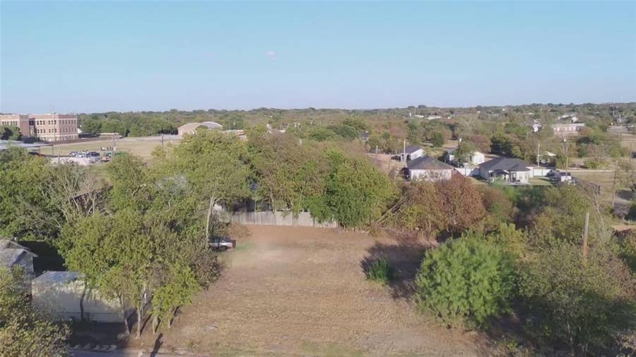 Property photo for 205 Gooden Street, Hillsboro, TX