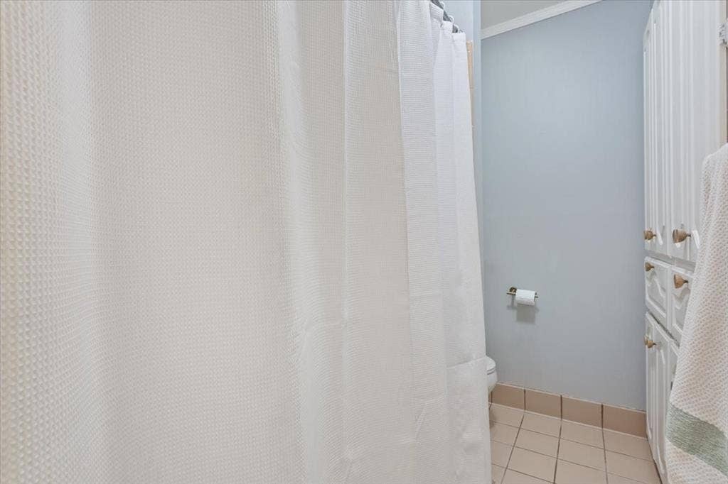 435 ELMWOOD Road, Woodway, TX 76712 435 ELMWOOD Road, Woodway, TX 76712