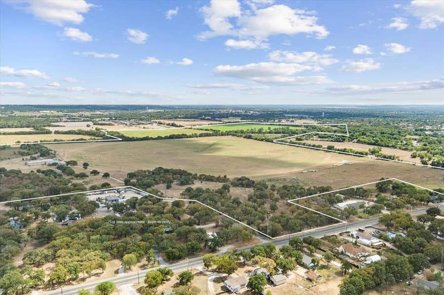 Property photo for 406,408,410 State School Road, Gatesville, TX