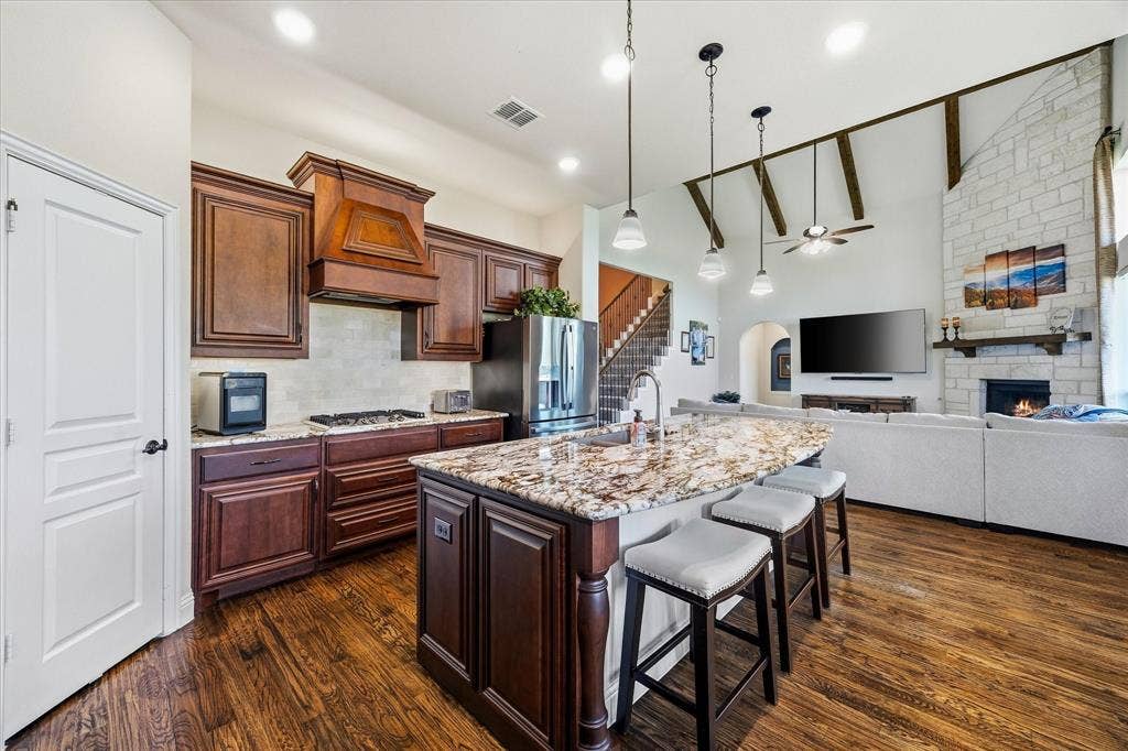 2445 San Marcos Drive, Royse City, TX 75189 2445 San Marcos Drive, Royse City, TX 75189