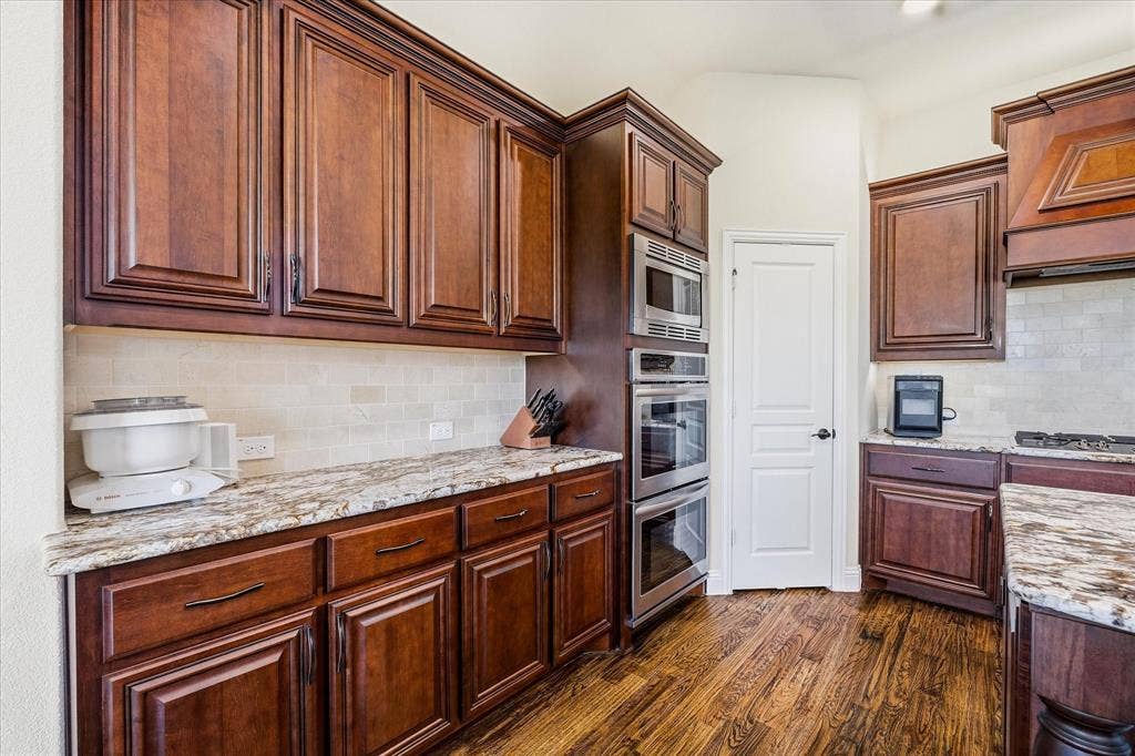 2445 San Marcos Drive, Royse City, TX 75189 2445 San Marcos Drive, Royse City, TX 75189