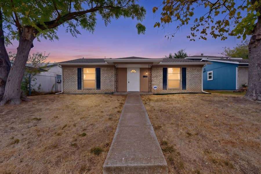 Property photo for 9839 Glengreen Drive, Dallas, TX