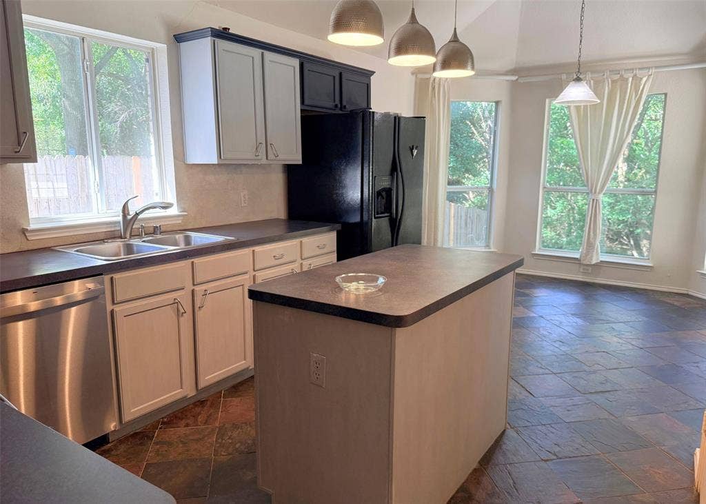2924 Coventry Lane, McKinney, TX 75069 2924 Coventry Lane, McKinney, TX 75069