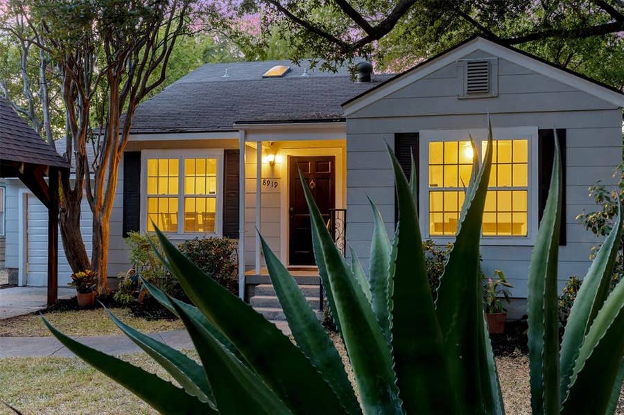Property photo for 8919 Redondo Drive, Dallas, TX