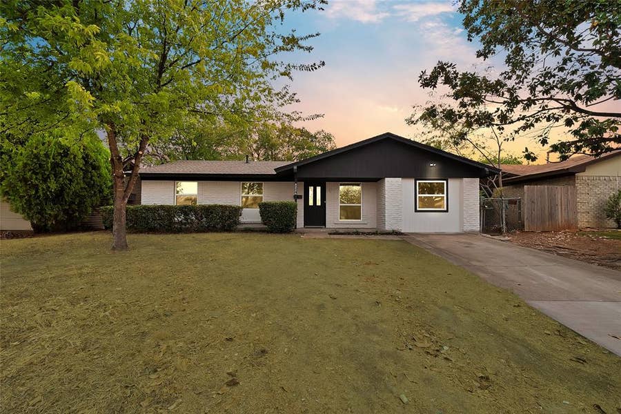 Property photo for 6224 Highland Hills Drive, Dallas, TX