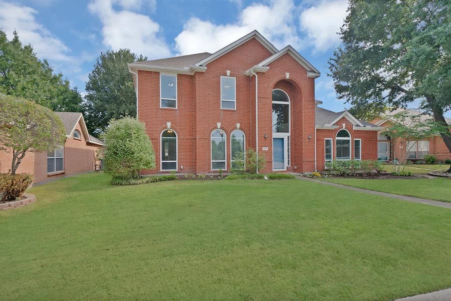 Property photo for 2513 Pecan Meadow Drive, Garland, TX