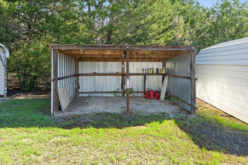 10619 County Road 3080, Purdon, TX 76679 10619 County Road 3080, Purdon, TX 76679