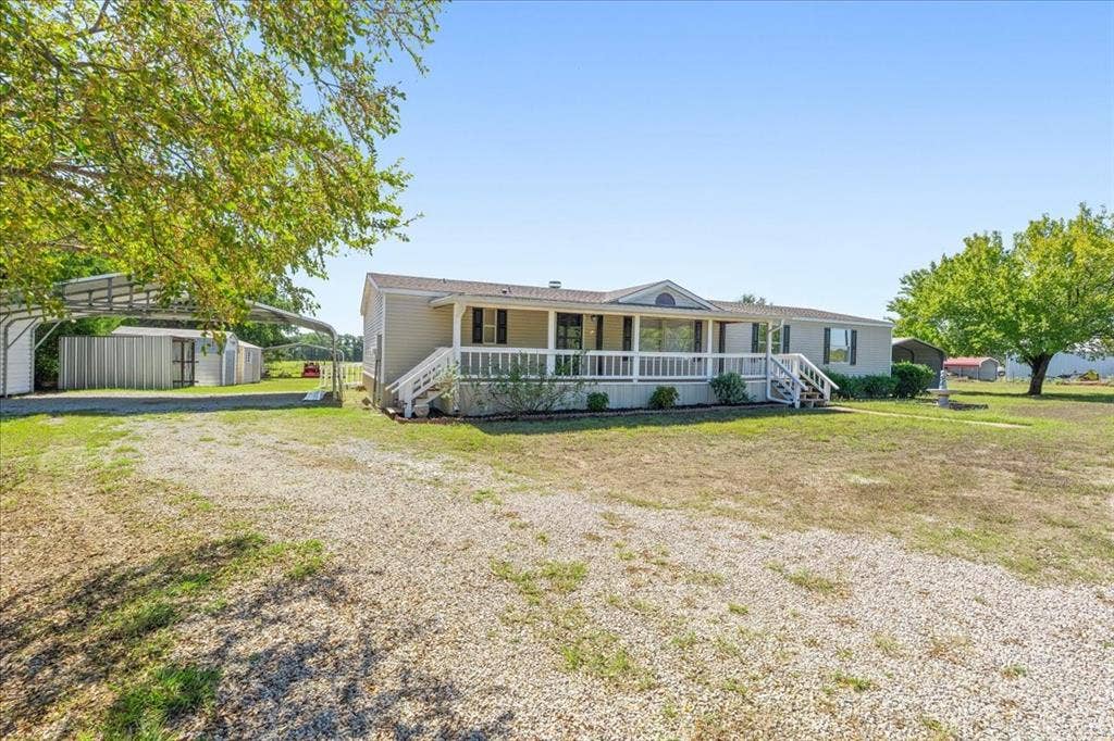 10619 County Road 3080, Purdon, TX 76679 10619 County Road 3080, Purdon, TX 76679