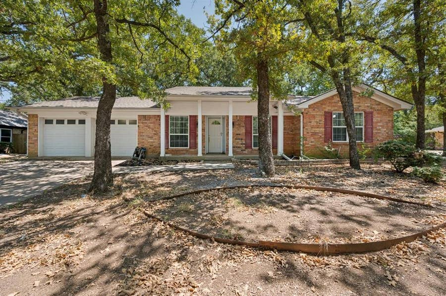 Property photo for 2517 Tanglewood Drive, Grapevine, TX