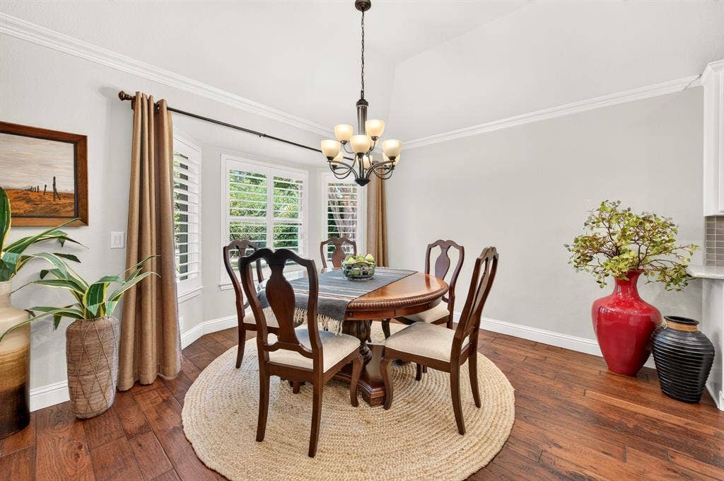 9608 Grandview Drive, Denton, TX 76207
