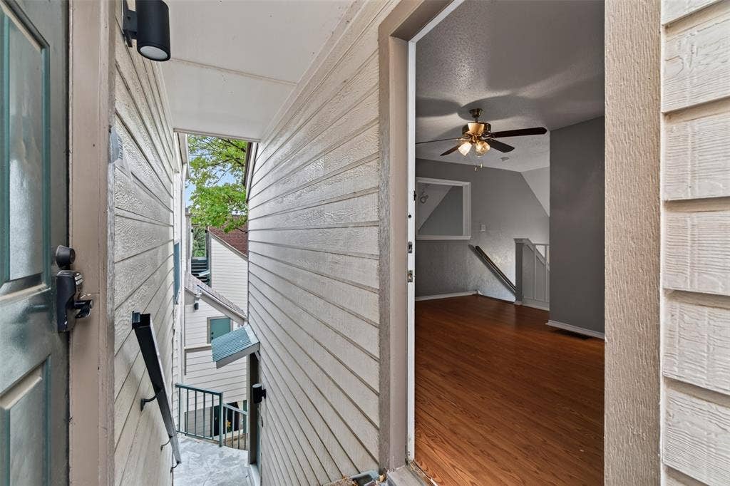 2301 Balsam Drive, #M210, Arlington, TX 76006 2301 Balsam Drive, #M210, Arlington, TX 76006