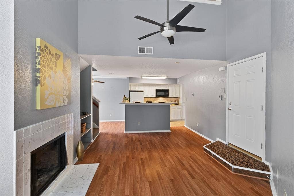 2301 Balsam Drive, #M210, Arlington, TX 76006 2301 Balsam Drive, #M210, Arlington, TX 76006