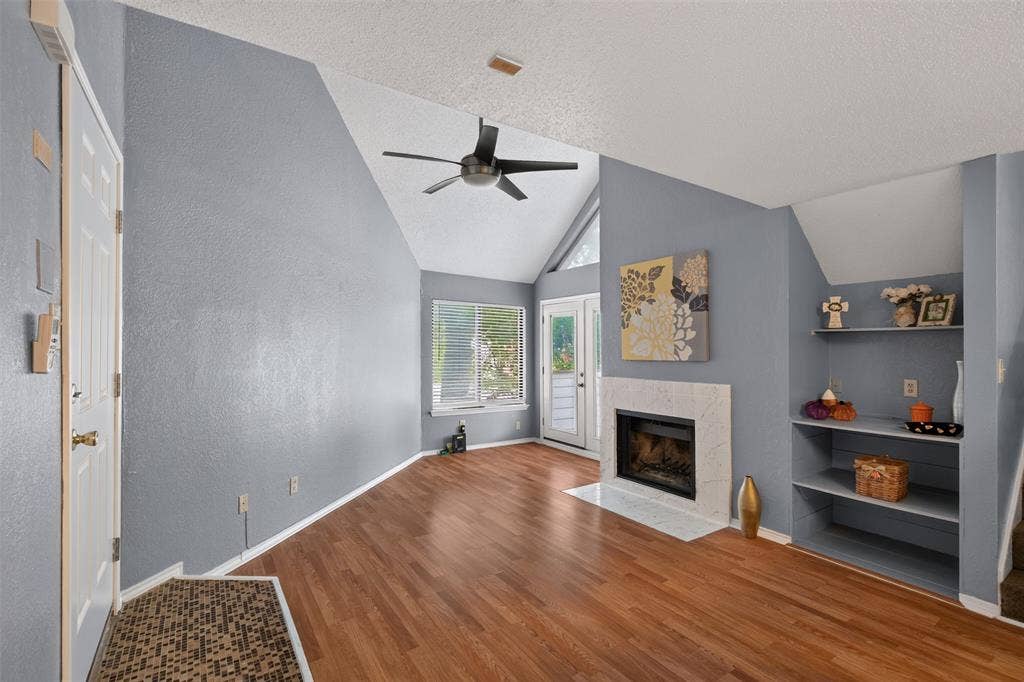 2301 Balsam Drive, #M210, Arlington, TX 76006 2301 Balsam Drive, #M210, Arlington, TX 76006