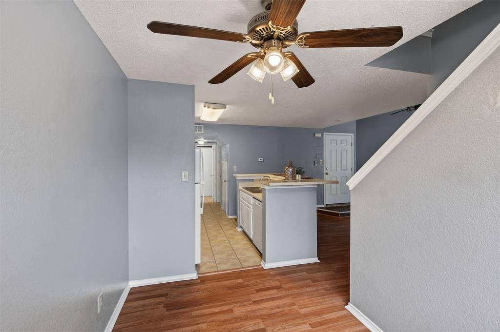 2301 Balsam Drive, #M210, Arlington, TX 76006 2301 Balsam Drive, #M210, Arlington, TX 76006