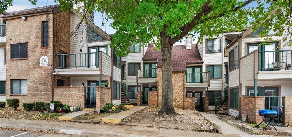 2301 Balsam Drive, #M210, Arlington, TX 76006 2301 Balsam Drive, #M210, Arlington, TX 76006