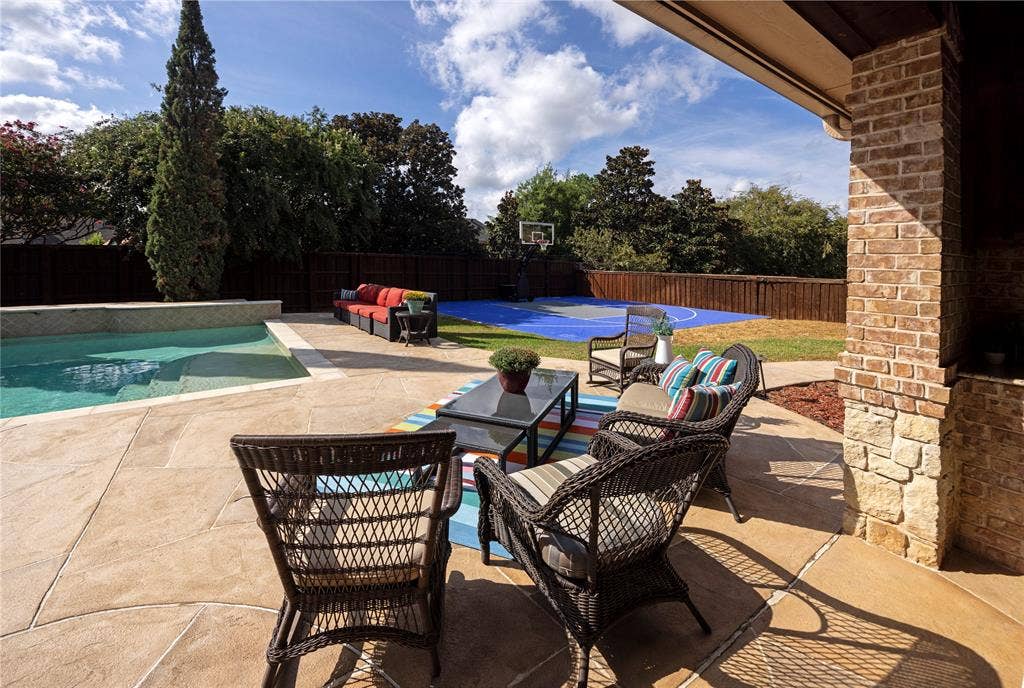 2109 Miracle Point Drive, Southlake, TX 76092