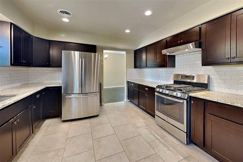13928 Charcoal Lane, Farmers Branch, TX 75234 13928 Charcoal Lane, Farmers Branch, TX 75234