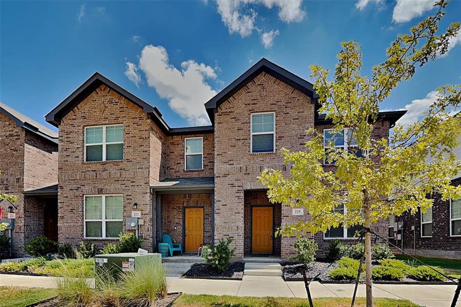 Property photo for 225 Territory Trail, Fort Worth, TX