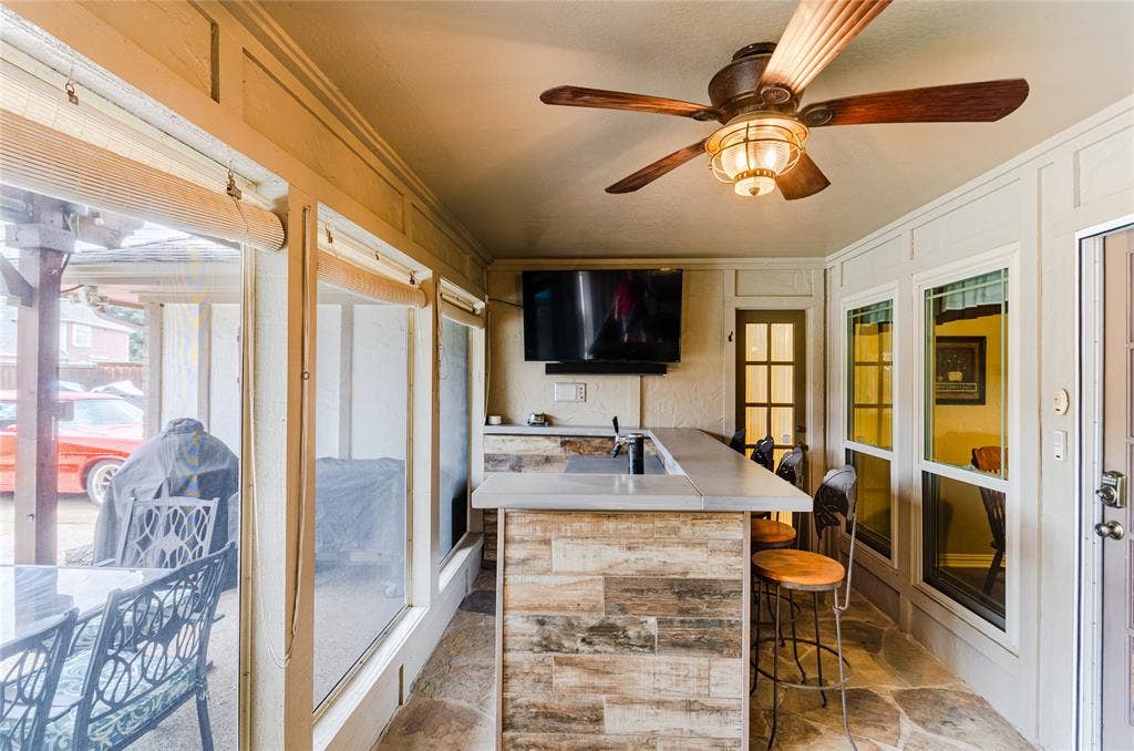4009 Wilshire Court, Plano, TX 75023 4009 Wilshire Court, Plano, TX 75023