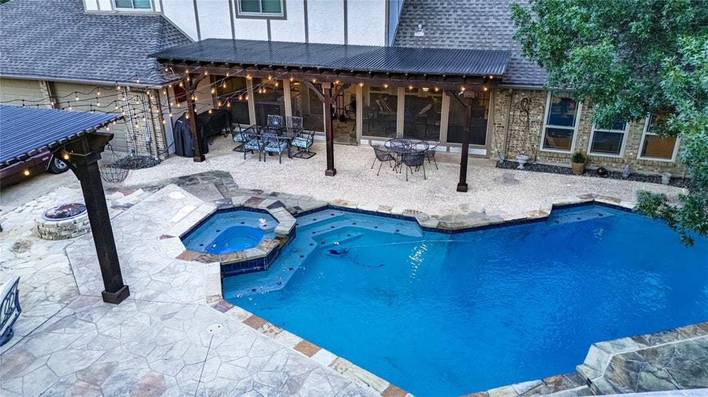 4009 Wilshire Court, Plano, TX 75023 4009 Wilshire Court, Plano, TX 75023