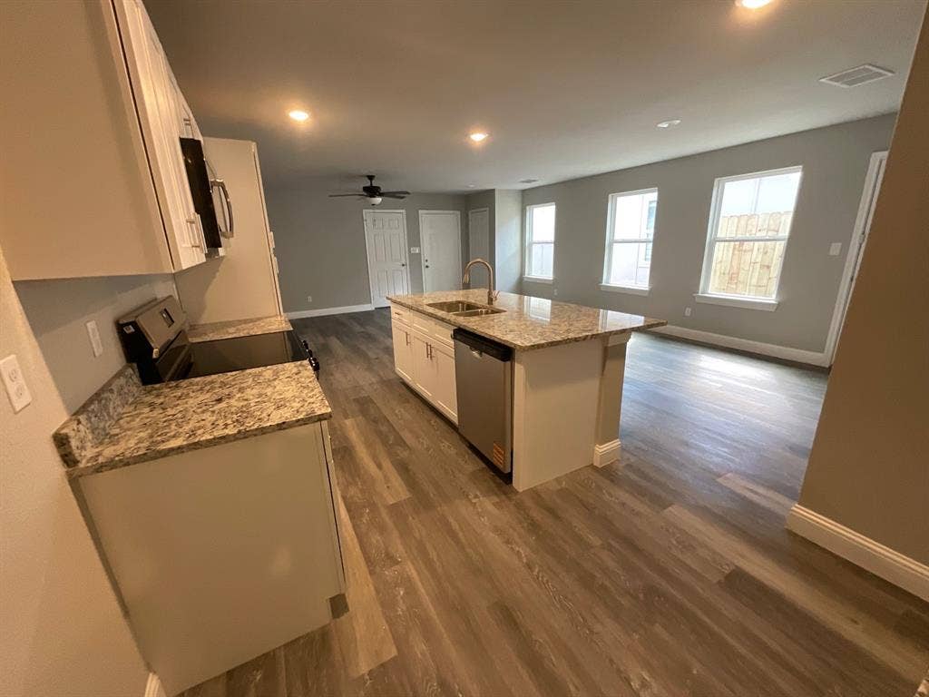 3165 Stag Road, Dallas, TX 75241 3165 Stag Road, Dallas, TX 75241