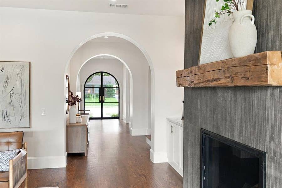 Property photo for 3368 Dorado Beach Drive, Farmers Branch, TX