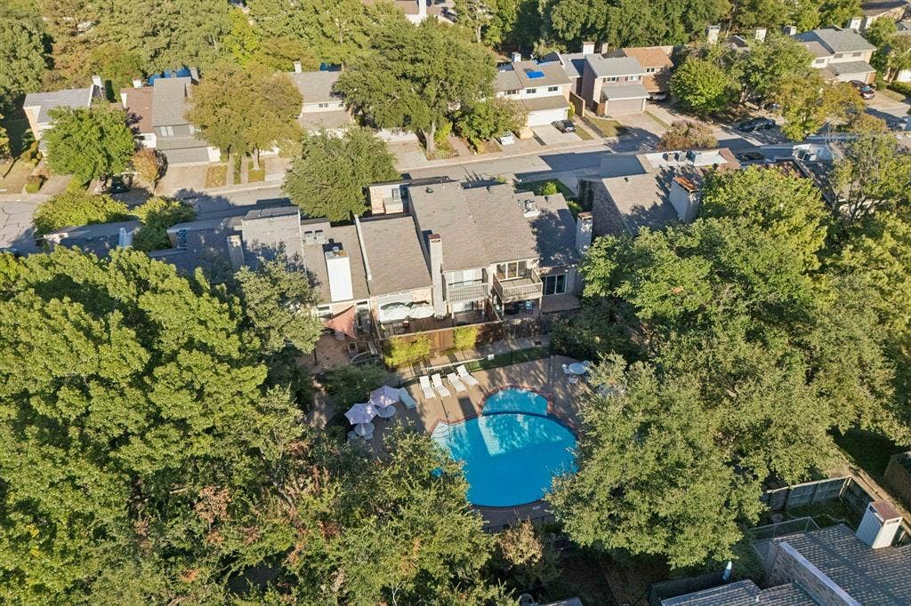 2958 Country Place Circle, Carrollton, TX 75006 2958 Country Place Circle, Carrollton, TX 75006
