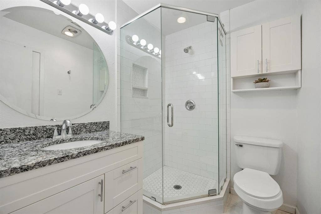 2958 Country Place Circle, Carrollton, TX 75006 2958 Country Place Circle, Carrollton, TX 75006