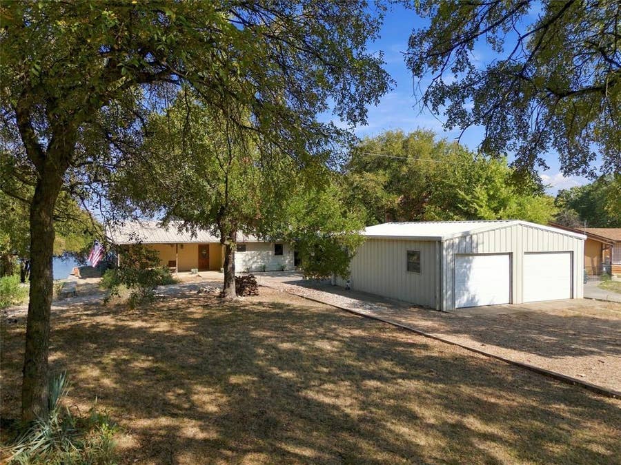 Property photo for 197 County Road 1723, Clifton, TX