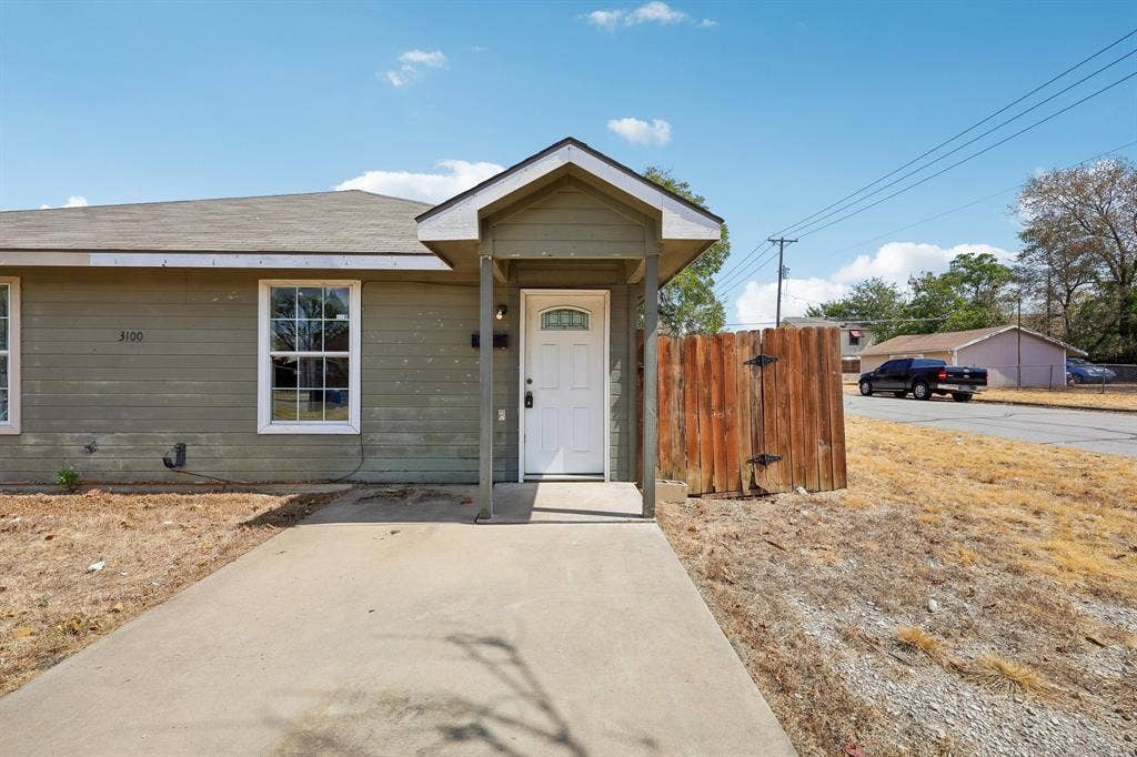 3100 Hale Avenue, #101 & 102, Fort Worth, TX 76106 Unit 101