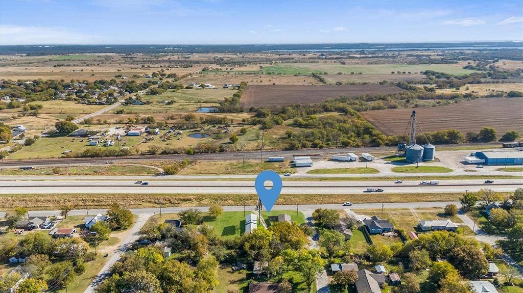 101 3rd Street, Valley View, TX 76272 101 3rd Street, Valley View, TX 76272