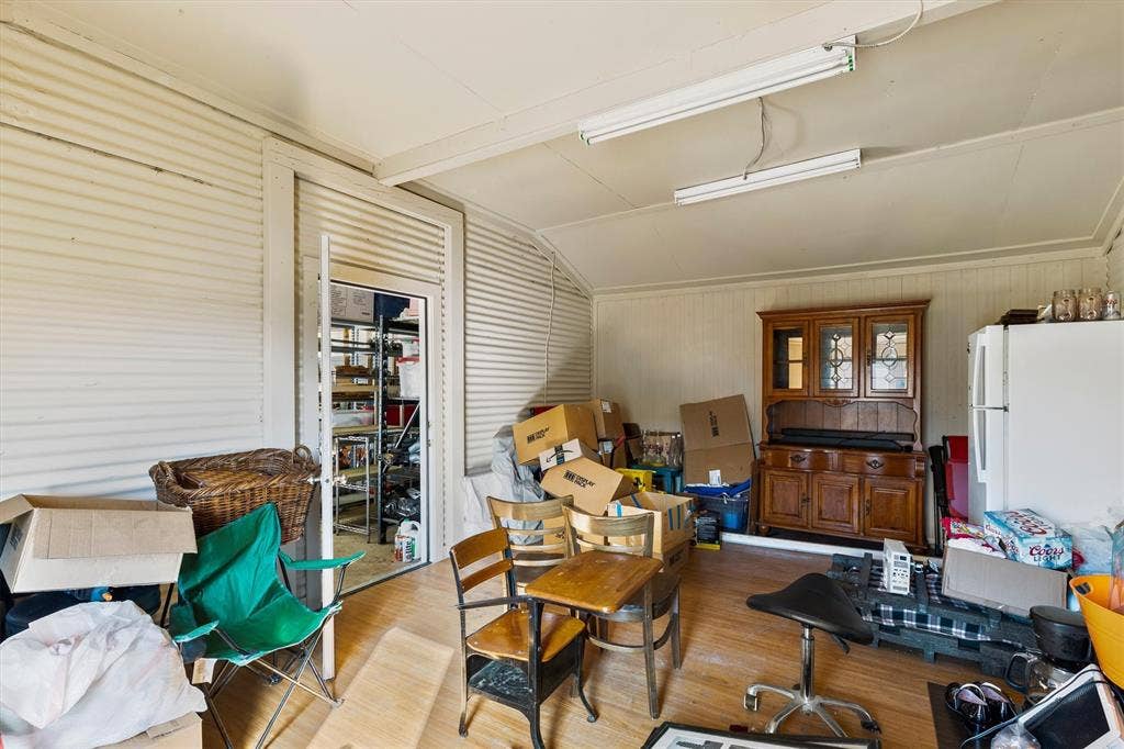 101 3rd Street, Valley View, TX 76272 101 3rd Street, Valley View, TX 76272