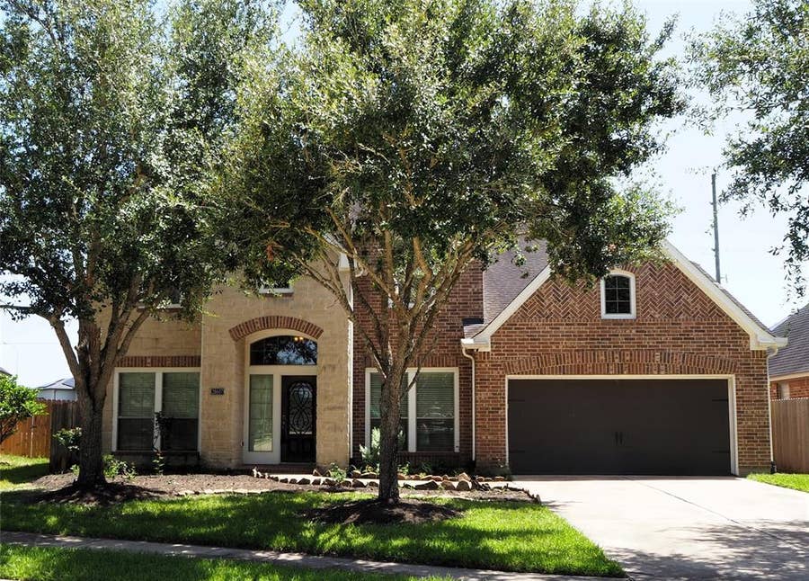 Property photo for 28607 Green Hedge Drive, Katy, TX