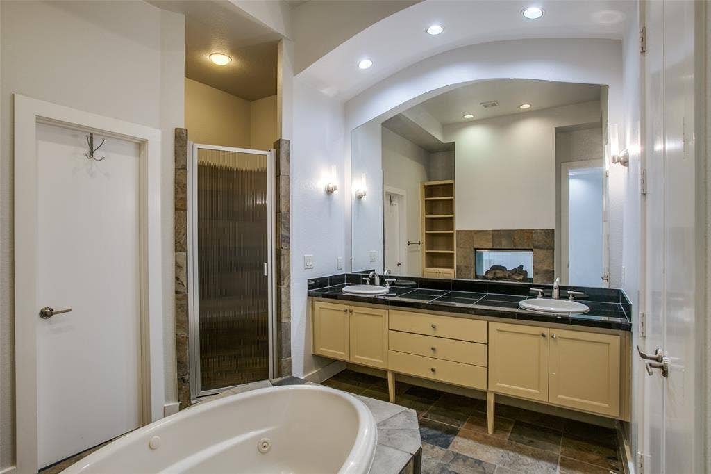 3805 Holland Avenue, Dallas, TX 75219 3805 Holland Avenue, Dallas, TX 75219