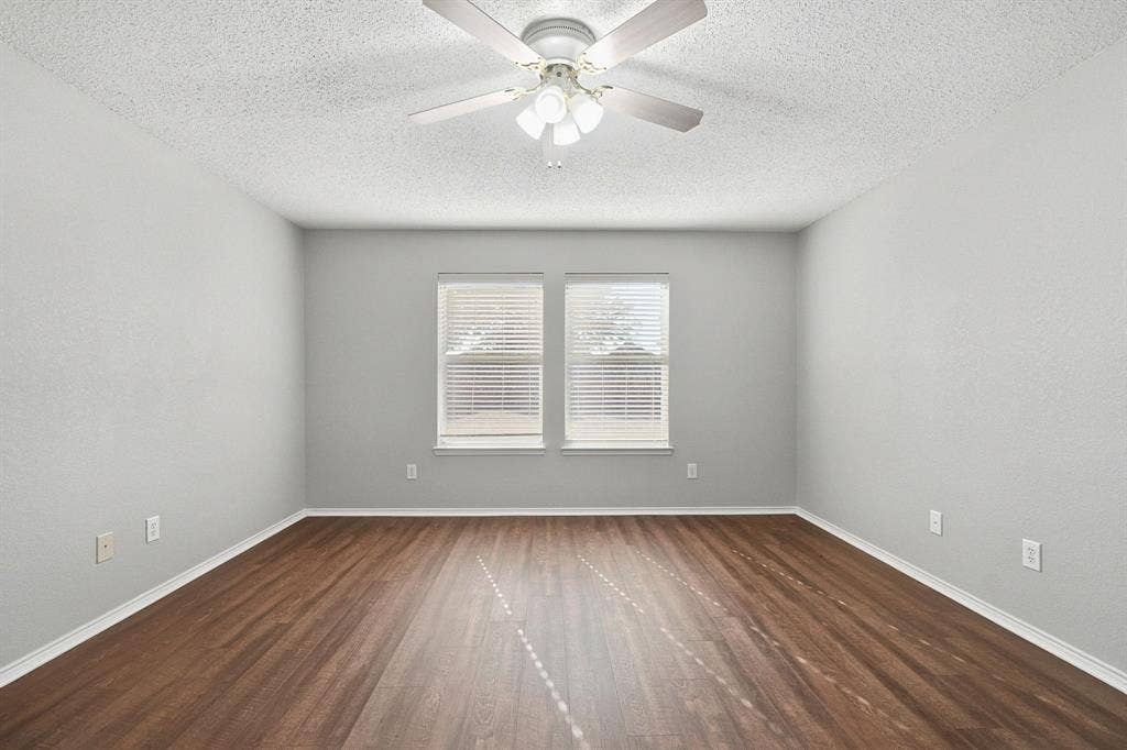 1015 Richmond Lane, Forney, TX 75126 1015 Richmond Lane, Forney, TX 75126