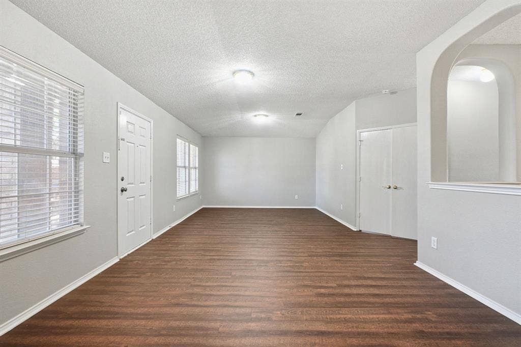 1015 Richmond Lane, Forney, TX 75126 1015 Richmond Lane, Forney, TX 75126